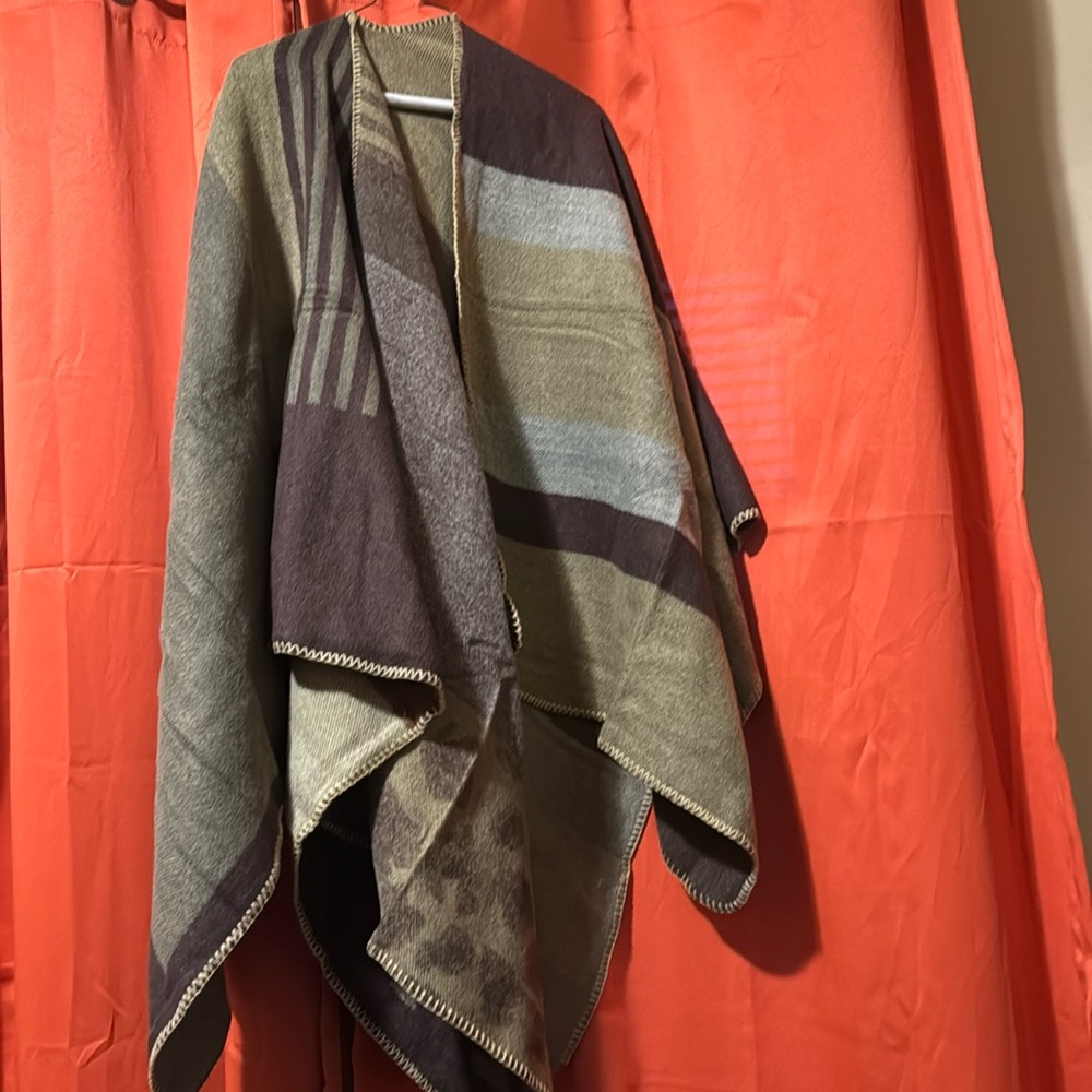 Kollie More Shawl
